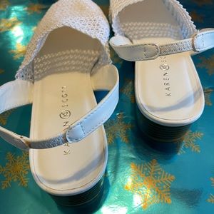Karen Scott White Sandals 11M